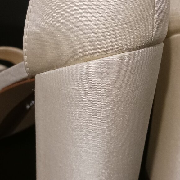NEW Sam Edelman Yaro Block Heel Evening Sandals Ivory Satin Size 9 - Picture 8 of 13